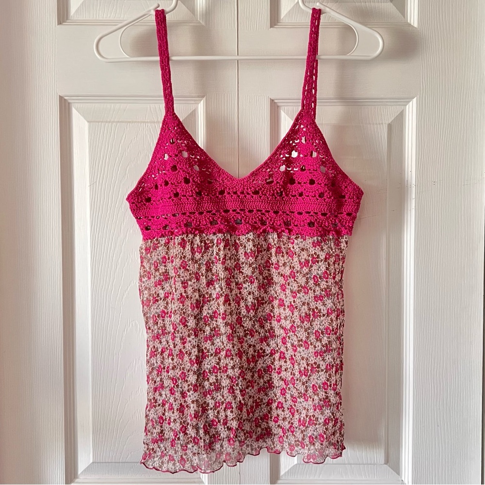 Intimissimi Sheer Crochet Floral Top